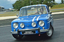 Renault Primastella Coach
